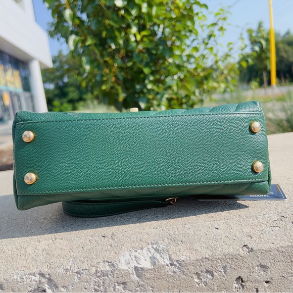 Chanel Small Chevron Coco Handle Green - Picture 5 of 7